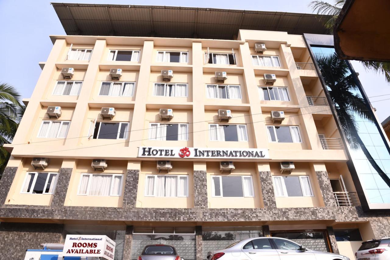 Hotel Om International Gokarna  Exteriör bild